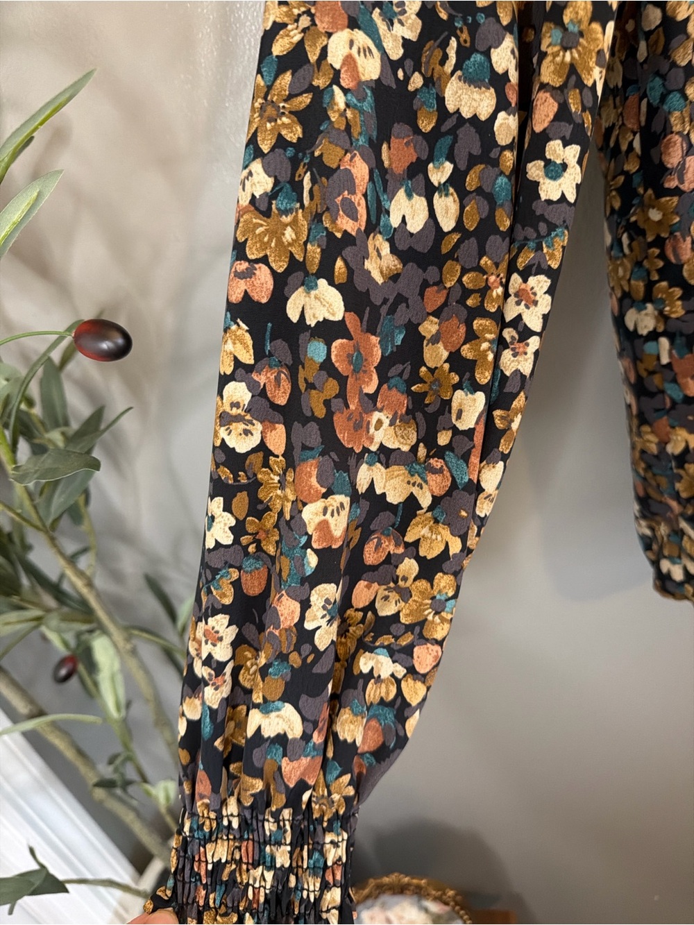 Les Amis Floral Mock Neck Blouse Small | Smocked Cuffs Cottagecore Boho Fall - Picture 5 of 8